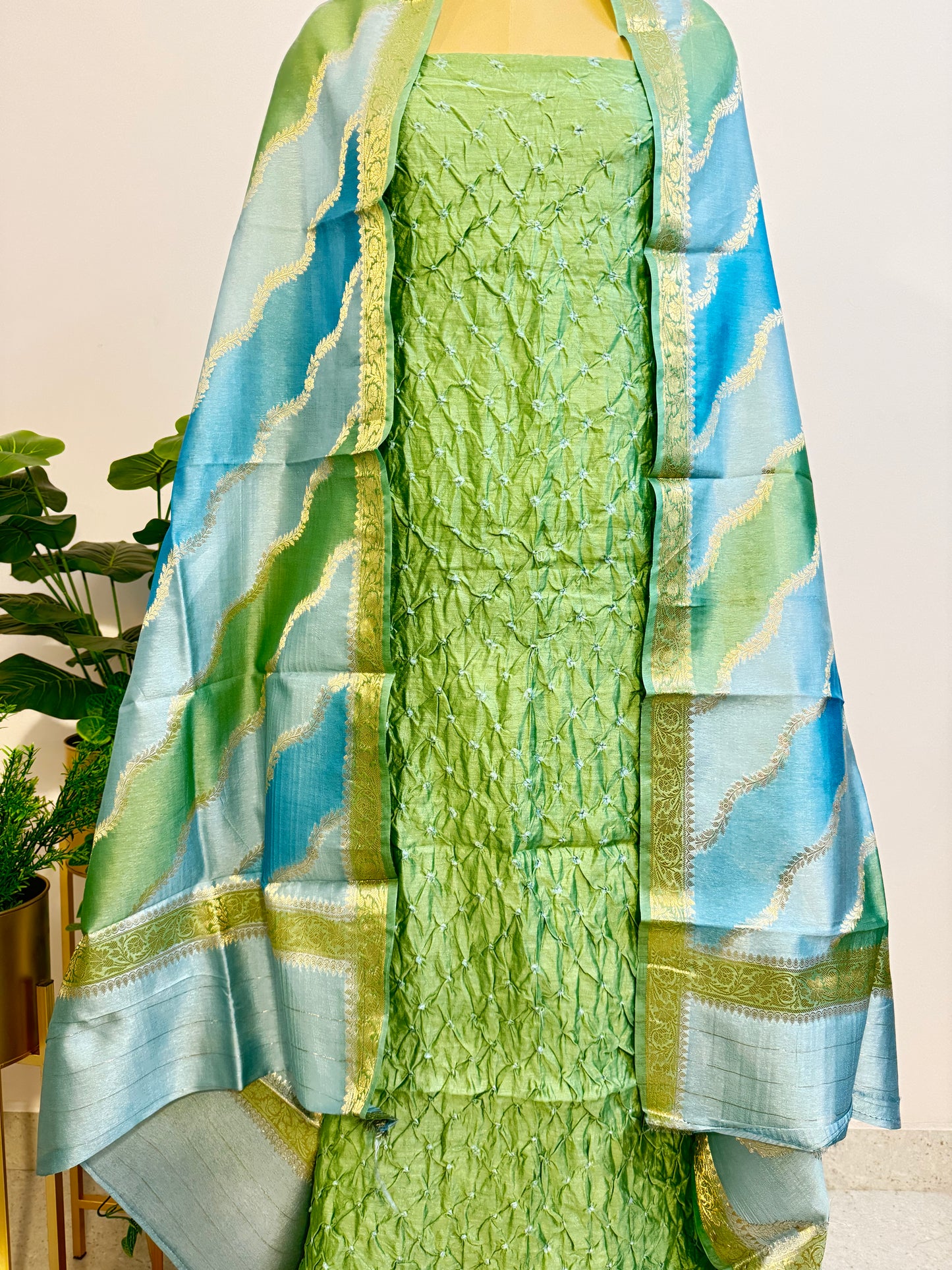 Pure Bandhani Silk suit