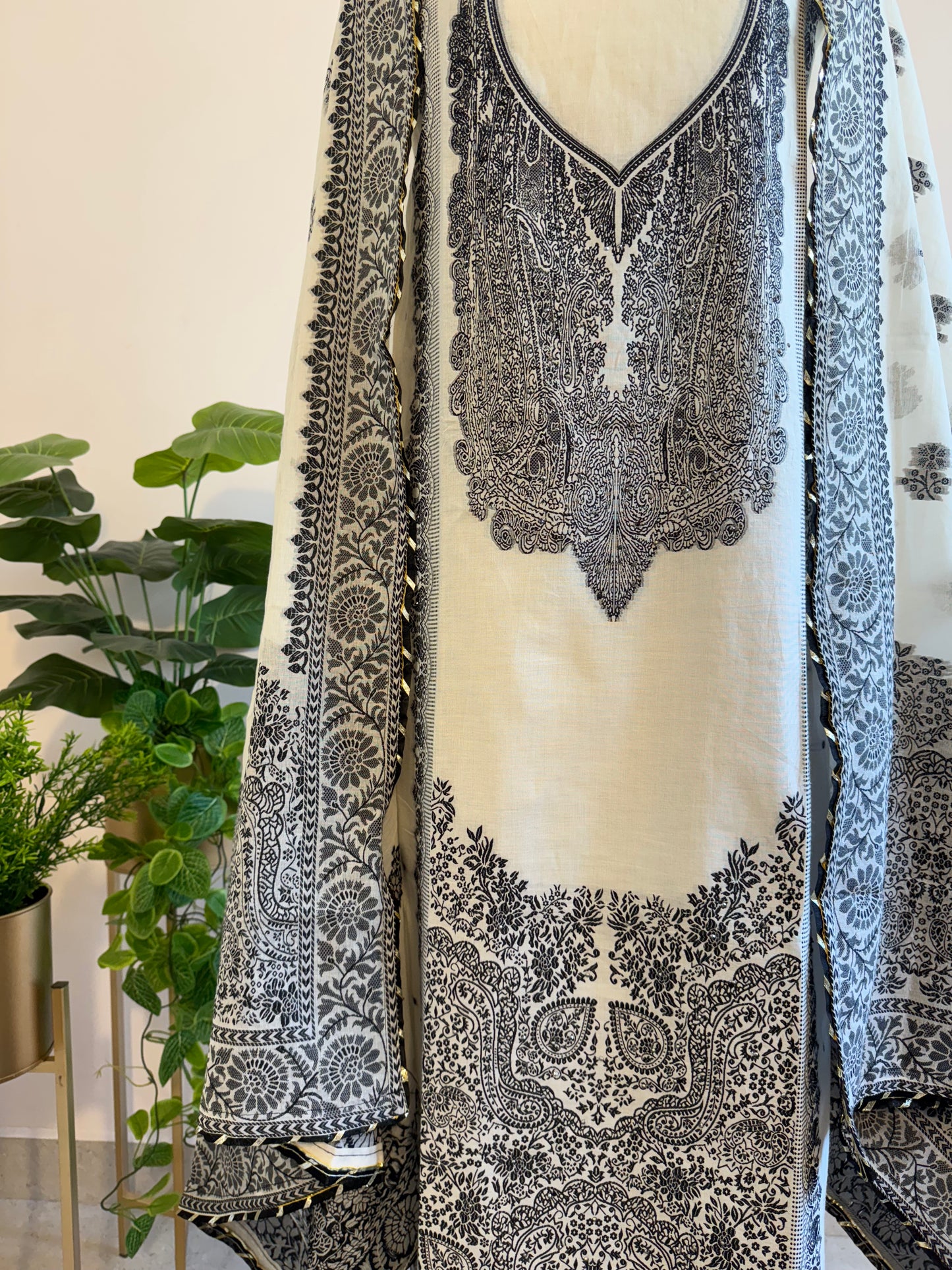 Pure Jamdani cotton unstitched suit