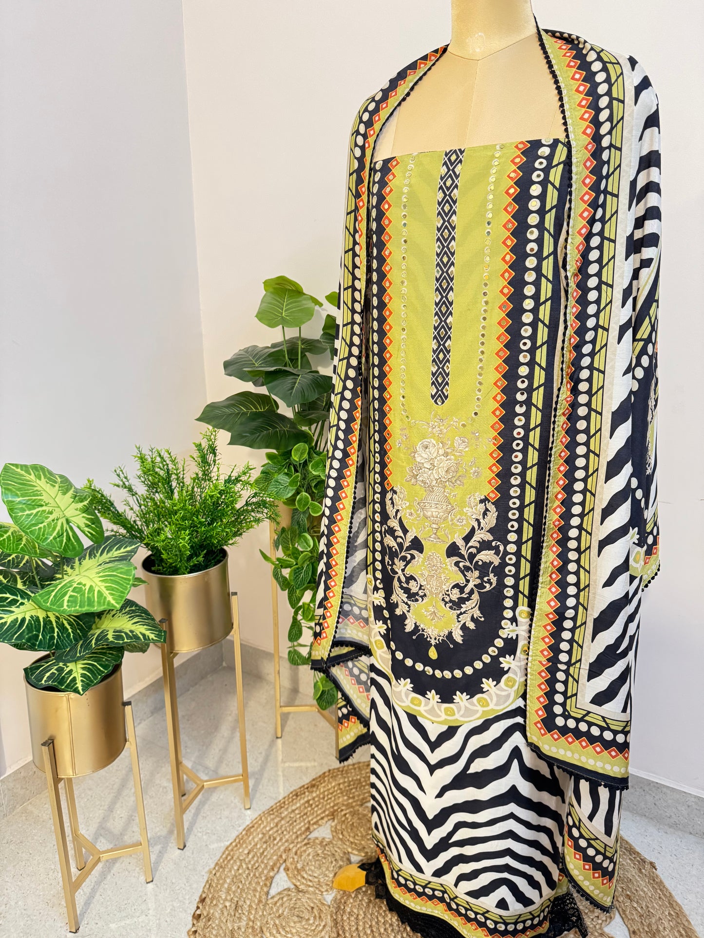 Pure muslin suit